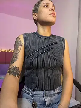 Charlee pink online show from October 2025 04:34:02 AM