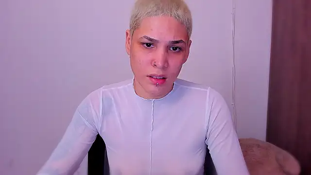 Charlee pink online show from February 2026 12:53:01 AM