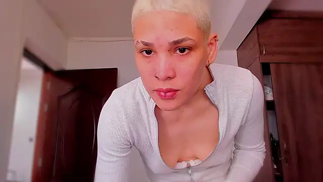 Charlee pink online show from February 2026 05:30:01 PM