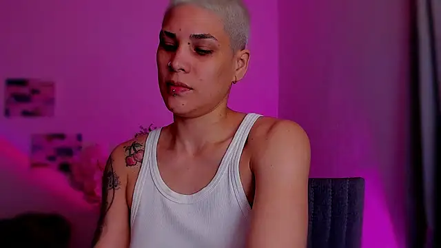 Charlee pink online show from March 2026 05:08:02 AM