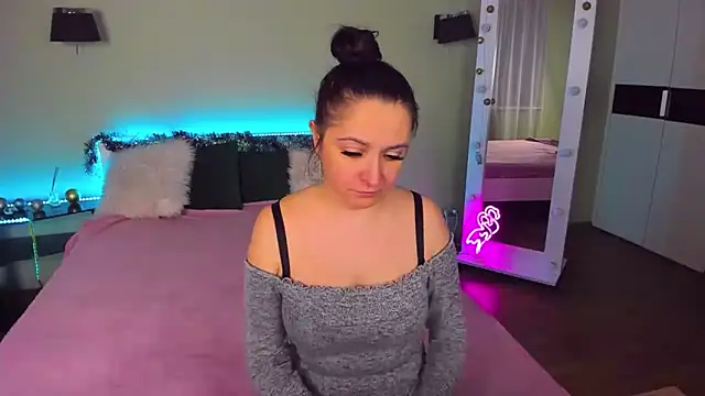 Snapshot of AngellLika chatting on January 2025 04:55:02 PM AngellLika online show from January 2025 04:55:02 PM