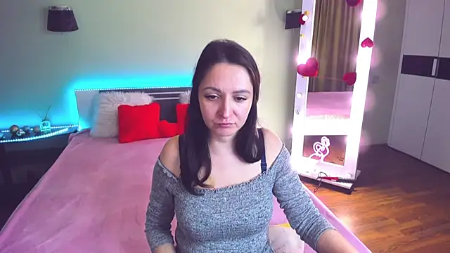 Snapshot of AngellLika chatting on March 2025 04:31:02 PM AngellLika online show from March 2025 04:31:02 PM