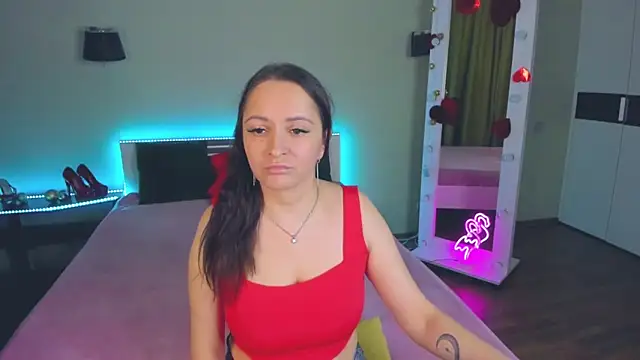 Snapshot of AngellLika chatting on October 2025 12:49:02 PM AngellLika online show from October 2025 12:49:02 PM