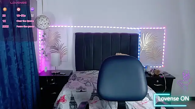 Julietacollins06 online show from February 2025 02:34:02 PM