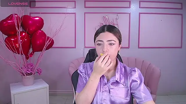 channel blonde a online show from February 2025 04:37:02 PM