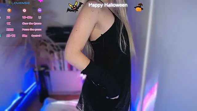 channel blonde a online show from October 2025 04:35:02 AM