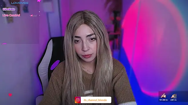 channel blonde a online show from November 2025 11:50:01 PM