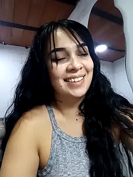 Snapshot of brianaGuzman chatting on November 2025 12:22:01 AM brianaGuzman online show from November 2025 12:22:01 AM