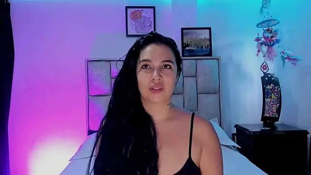 Snapshot of brianaGuzman chatting on February 2026 03:13:02 PM brianaGuzman online show from February 2026 03:13:02 PM