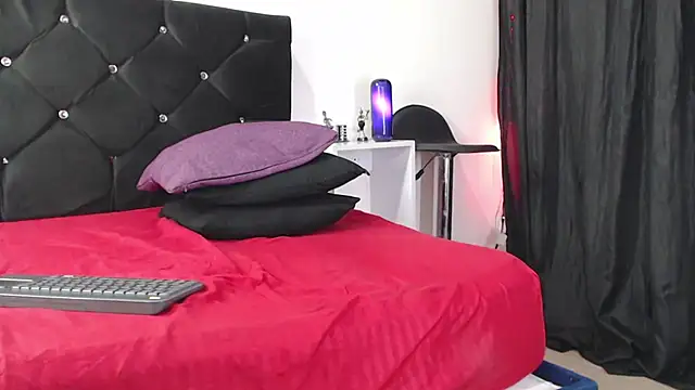 louis bcasta1 online show from February 2025 02:24:01 PM