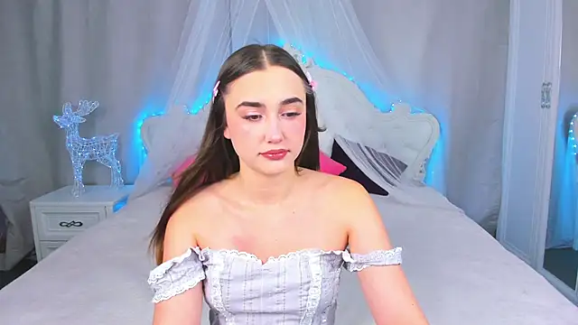 EvaLil online show from January 2025 01:50:01 AM