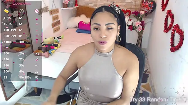 CindyWilliams  online show from February 2025 06:32:02 PM