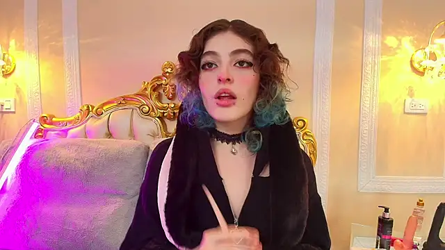 EvaHalsey online show from January 2026 09:52:01 PM