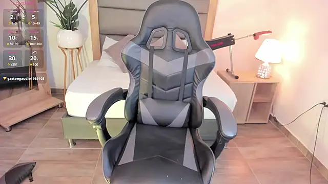 Snapshot of irantzu_hank chatting on January 2025 03:32:02 PM irantzu hank online show from January 2025 03:32:02 PM