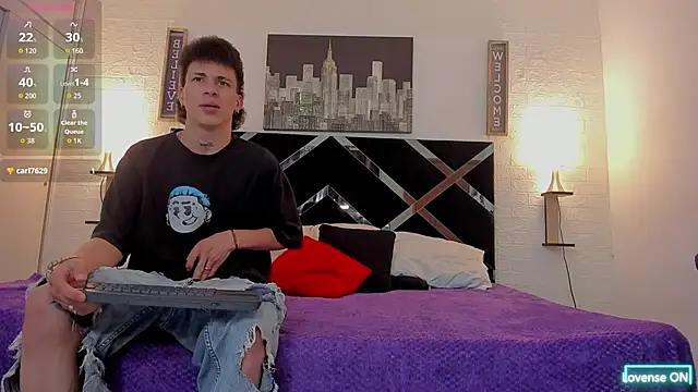 nakedfoam1 online show from September 2025 03:19:01 AM