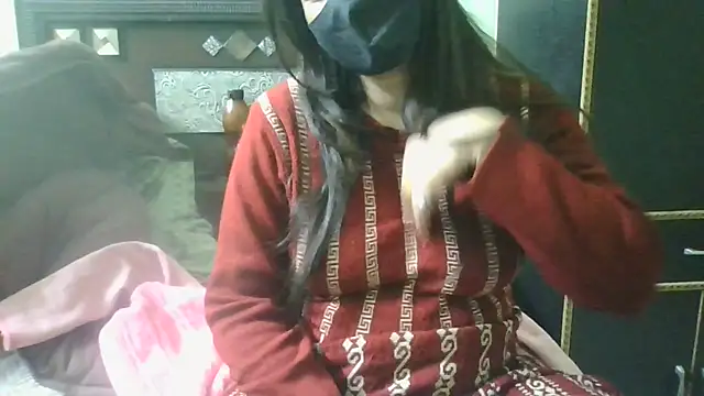 couplesuni online show from January 2025 11:06:01 AM