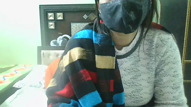 couplesuni online show from February 2025 11:10:02 AM