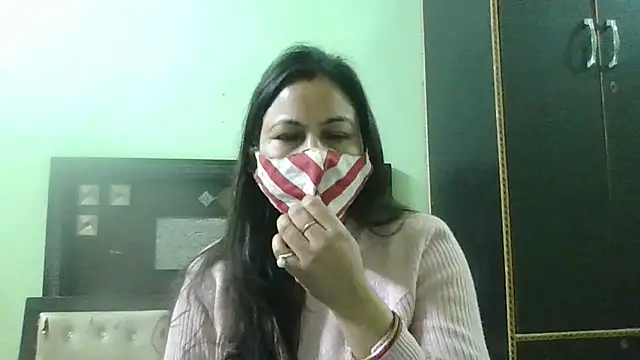 couplesuni online show from February 2025 04:30:02 AM