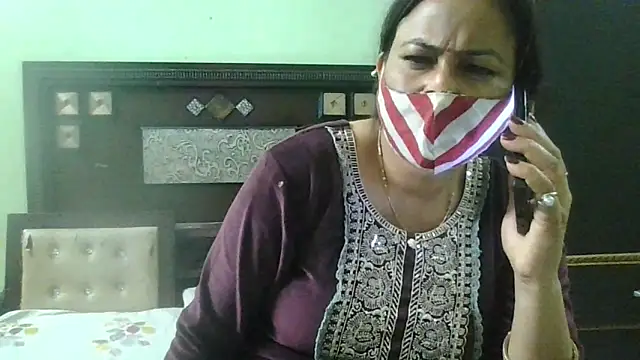 couplesuni online show from February 2025 11:07:02 AM