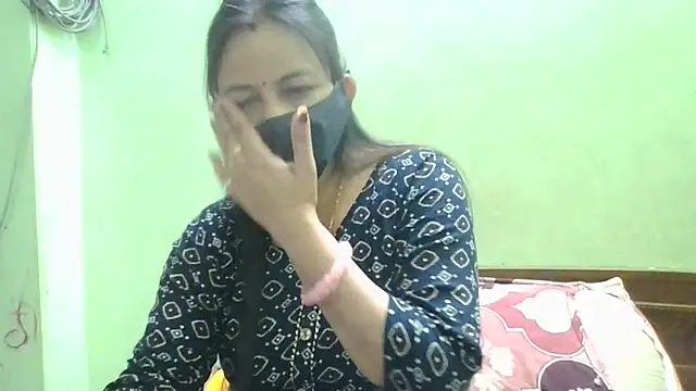 couplesuni online show from March 2025 12:31:02 PM