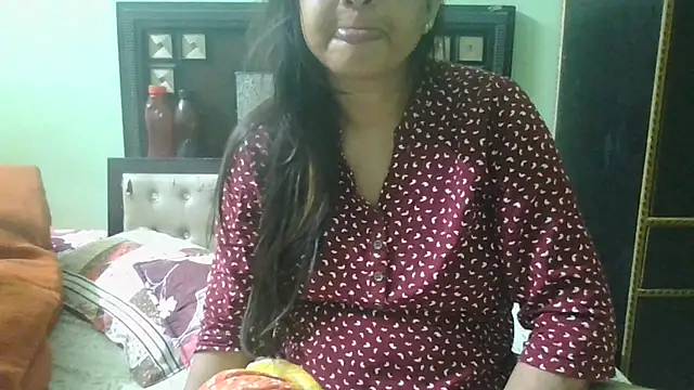 couplesuni online show from March 2025 06:53:01 AM