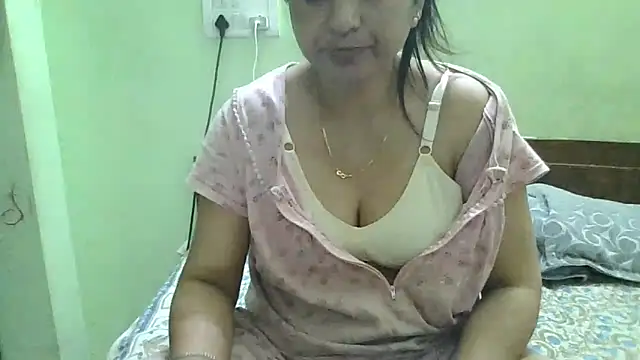 couplesuni online show from March 2025 01:12:02 PM