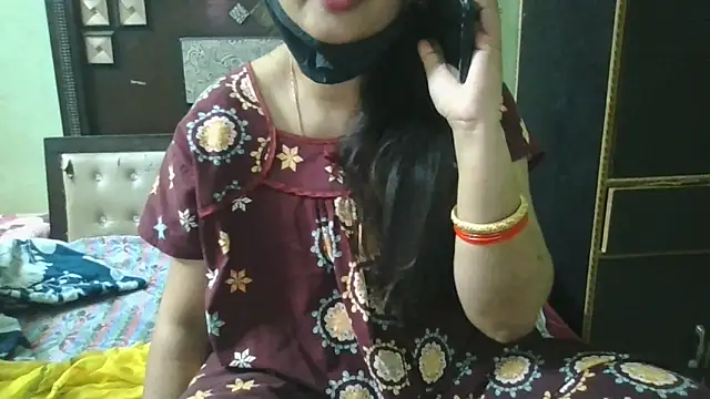 couplesuni online show from April 2026 05:52:01 AM