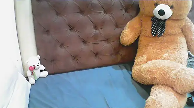 Snapshot of Cute_Sanna chatting on March 2025 08:19:01 PM Cute Sanna online show from March 2025 08:19:01 PM