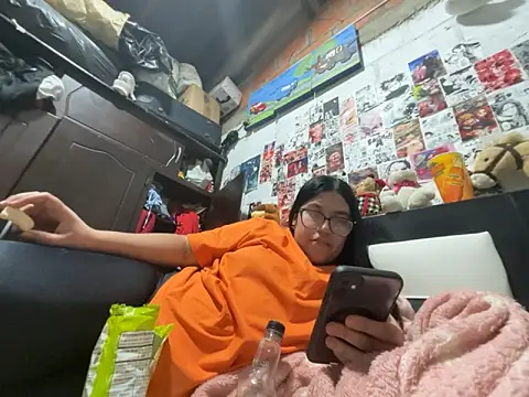 dafne19  online show from April 2026 04:40:01 AM