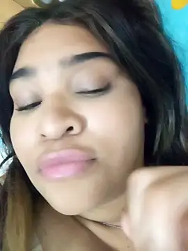 ambarlennoix online show from December 2024 10:19:02 AM