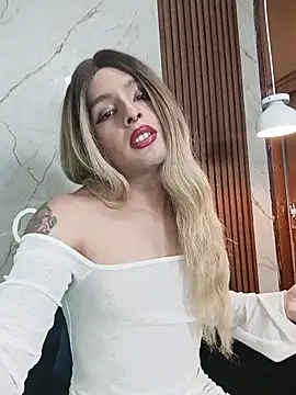 LukaCastillo online show from November 2025 10:09:02 PM