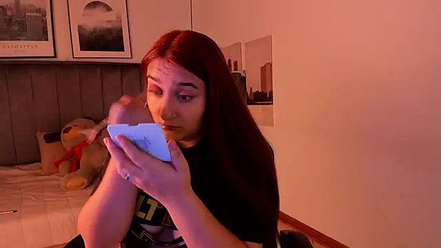 Snapshot of Alaia_Cute chatting on January 2025 02:01:01 AM Alaia Cute online show from January 2025 02:01:01 AM