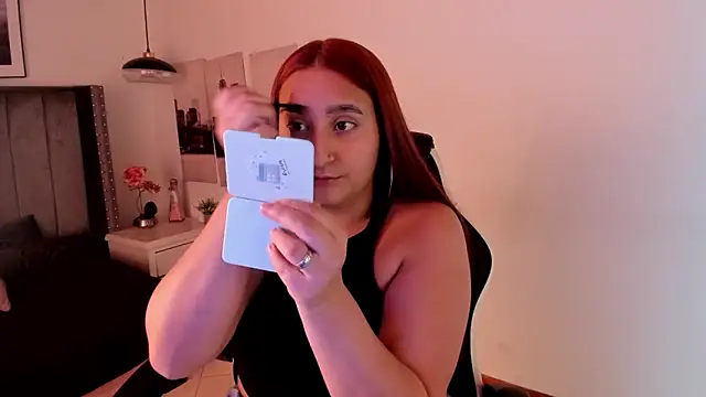 Snapshot of Alaia_Cute chatting on January 2025 01:38:02 PM Alaia Cute online show from January 2025 01:38:02 PM