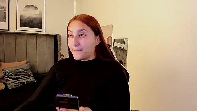 Snapshot of Alaia_Cute chatting on January 2025 11:47:01 PM Alaia Cute online show from January 2025 11:47:01 PM