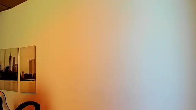 Snapshot of Alaia_Cute chatting on March 2025 02:30:02 AM Alaia Cute online show from March 2025 02:30:02 AM