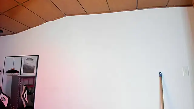 Snapshot of Alaia_Cute chatting on October 2025 03:54:01 PM Alaia Cute online show from October 2025 03:54:01 PM