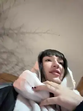 Sophie Avory online show from February 2025 05:31:02 PM