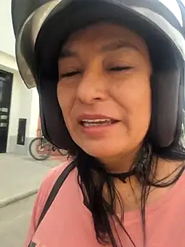 katysquirtdirty online show from September 2025 12:20:01 PM