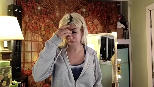 cunty tranny lydia online show from December 2024 05:20:02 AM