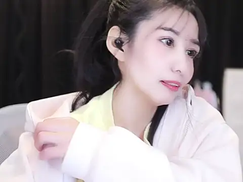 Nuyoah-77 online show from November 2025 03:36:02 PM