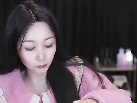 Nuyoah-77 online show from February 2026 05:14:01 PM