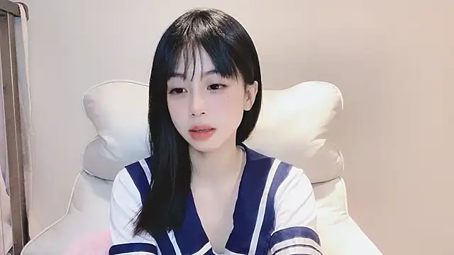 -Hottie online show from December 2024 06:20:02 PM