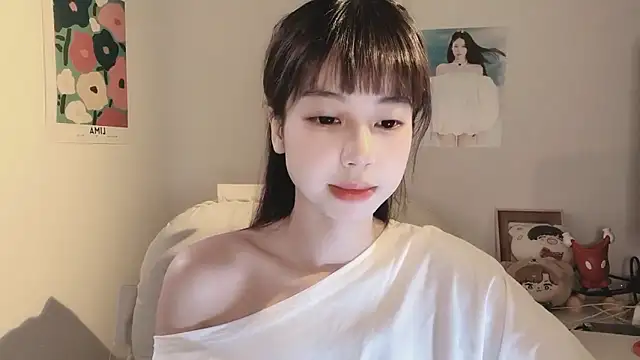 -Hottie online show from September 2025 04:18:02 PM