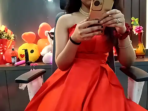 GoldnessAishu online show from February 2025 06:24:02 PM