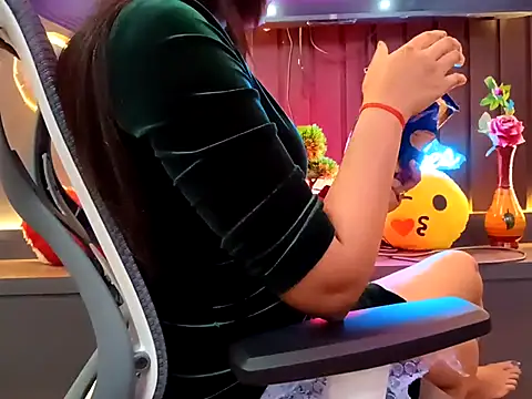 GoldnessAishu online show from March 2025 02:36:01 PM