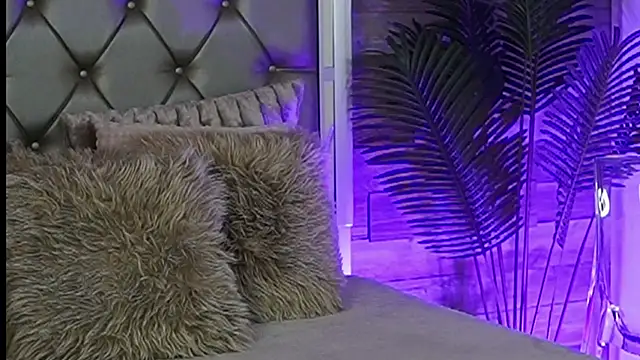 KeylaConner online show from September 2025 08:25:01 AM