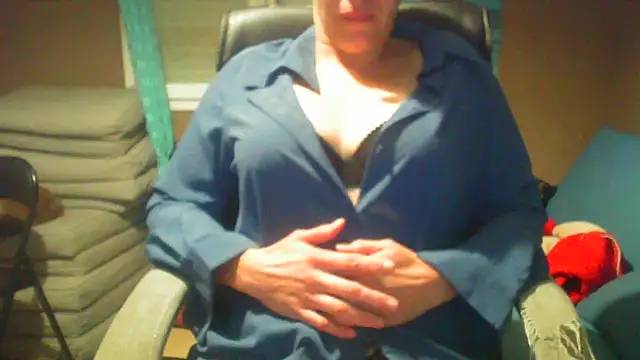 Raptor82 online show from October 2025 07:44:01 PM