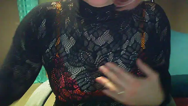 Raptor82 online show from November 2025 08:32:01 PM