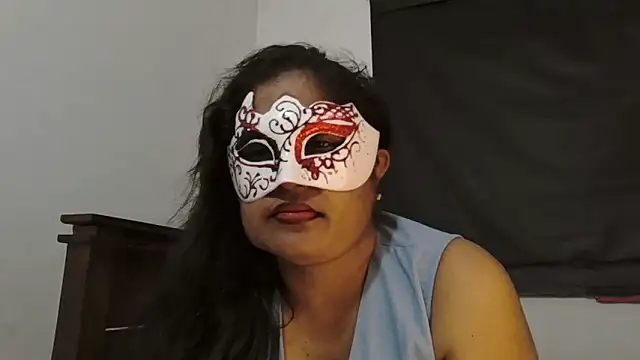 Snapshot of Maya8175 chatting on February 2025 01:22:01 AM Maya8175 online show from February 2025 01:22:01 AM