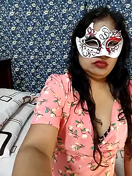 Snapshot of Maya8175 chatting on March 2025 01:32:02 AM Maya8175 online show from March 2025 01:32:02 AM